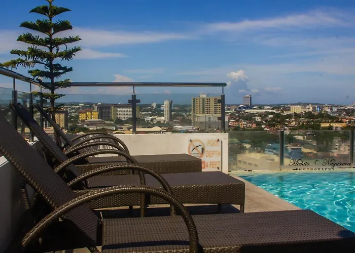 Mabolo Garden Flat A3 Free Rooftop Pool, Short Walk Ayala Mall Cebu