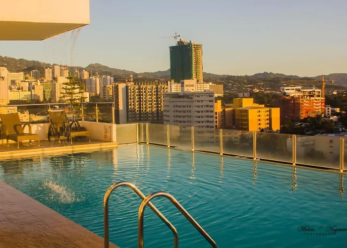Mabolo Garden Flat A3 Free Rooftop Pool, Short Walk Ayala Mall Appart hôtel