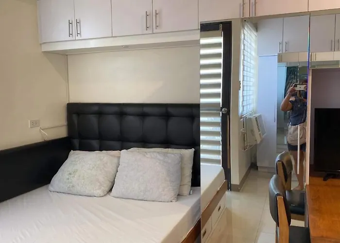 Mabolo Garden Flat A3 Free Rooftop Pool, Short Walk Ayala Mall Cebu