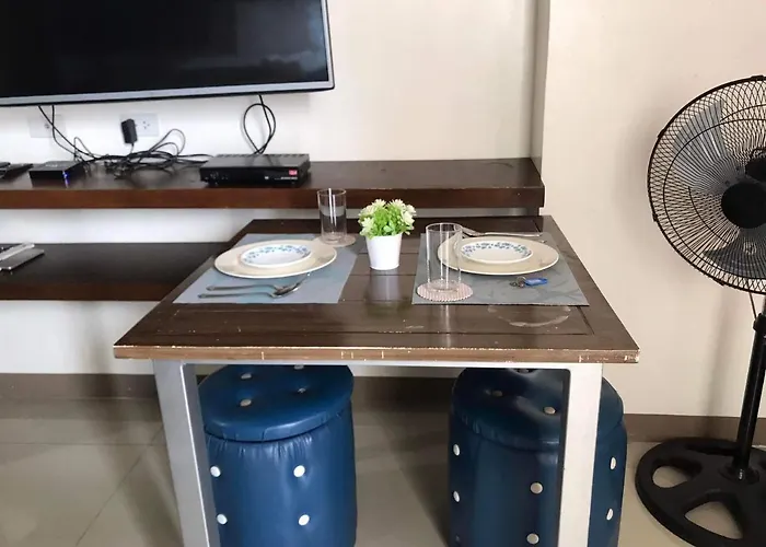 Appart hôtel Mabolo Garden Flat A3 Free Rooftop Pool, Short Walk Ayala Mall Cebu