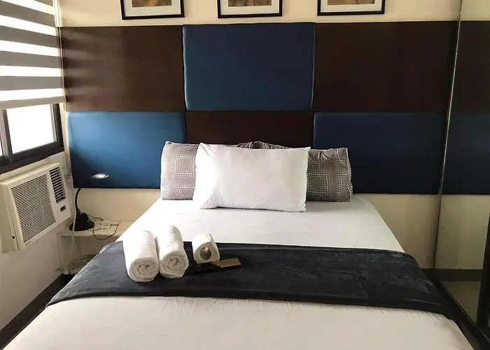 Appart hôtel Mabolo Garden Flat A3 Free Rooftop Pool, Short Walk Ayala Mall